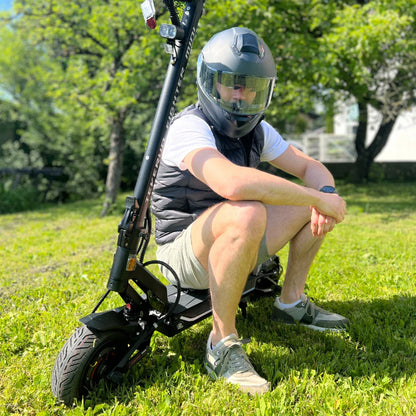 Electric Scooter Teverun Fighter Mini Pro 2025, compact design, powerful performance, ideal for urban commuting.