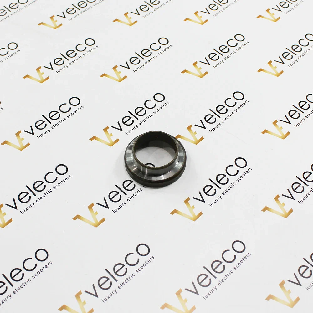 Steering Column Mounting Element Number 02 – black and silver metal ring