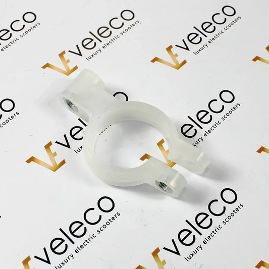 Universal reflector holder