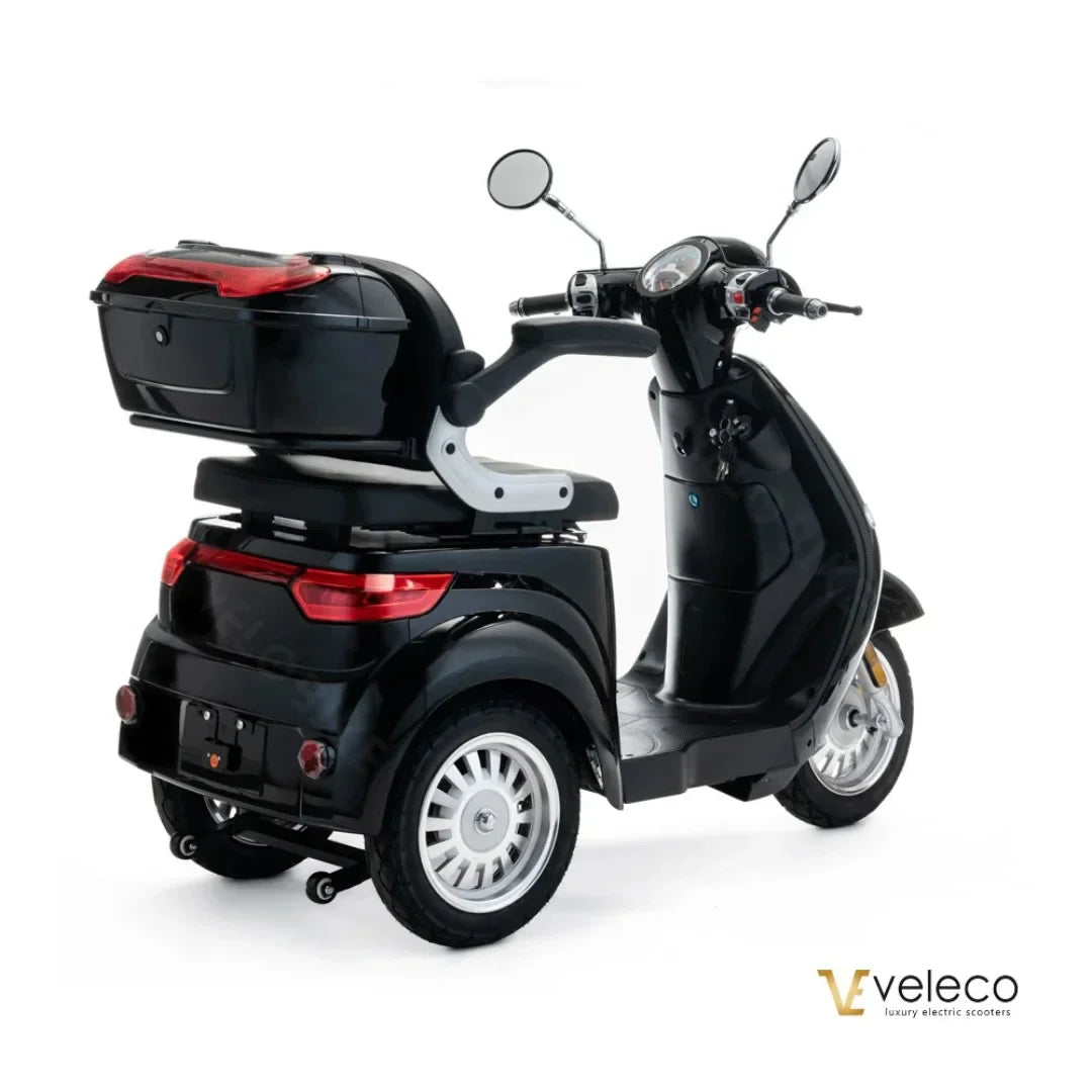 Veleco Cristal – widok z tyłu pod kątem, lewa strona