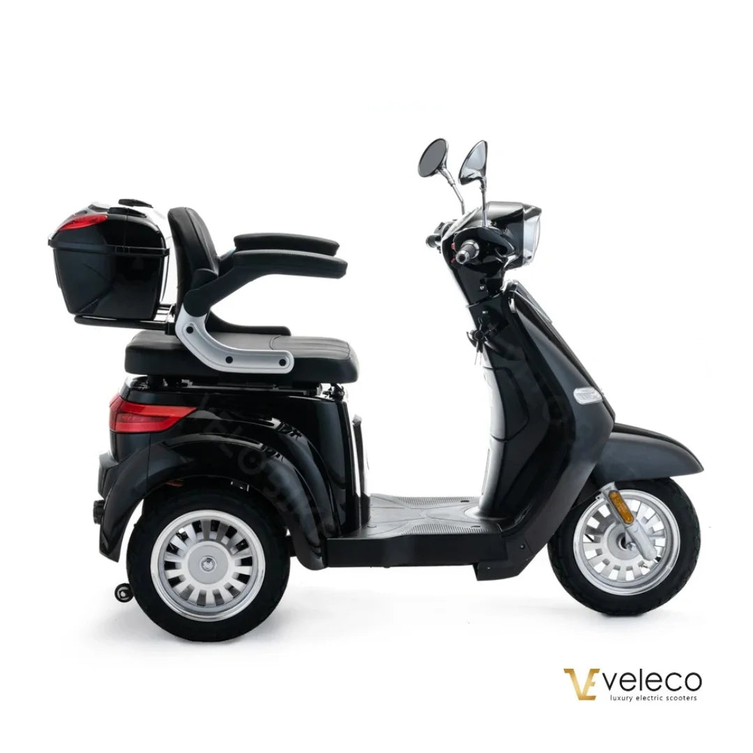 Veleco Cristal – side view, left