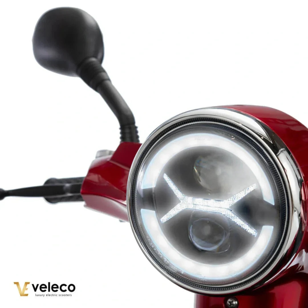 Veleco Draco – front headlight close-up