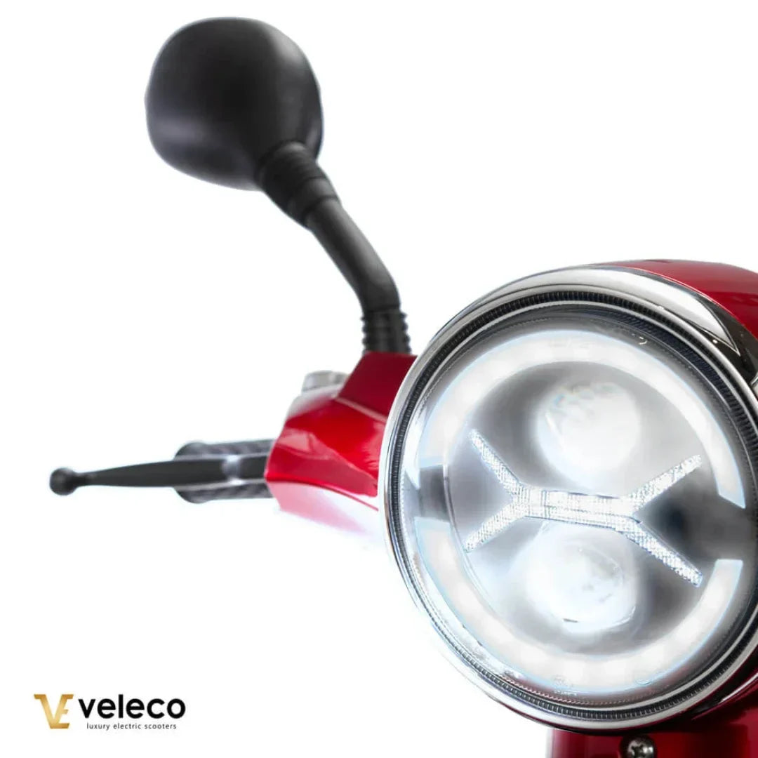 Veleco Draco – front headlight and mirror close-up, red colour variant