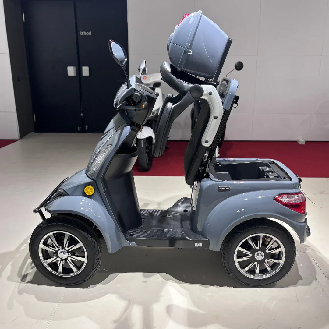Vigorous VISTA Q1 – side view with seat raised