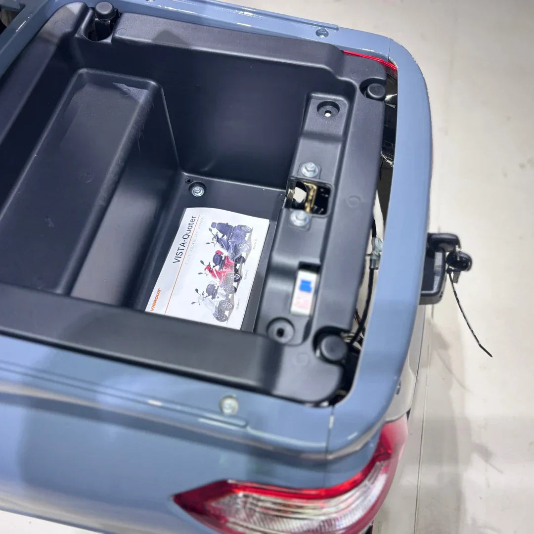 Vigorous VISTA Q1 – close-up of open storage compartment