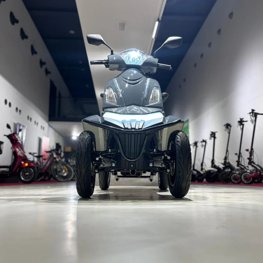 Vigorous VISTA Q1 – low angle front view in showroom