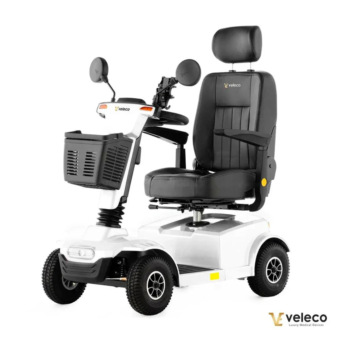 Veleco Jumpy – front three-quarter view, white colour variant