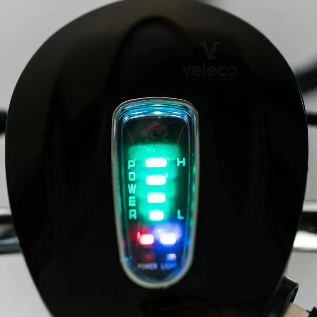Veleco ZT16 – dashboard display close-up, illuminated