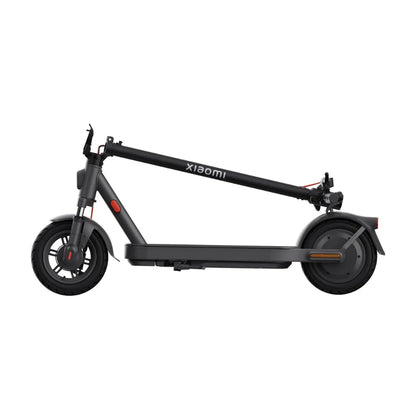 Electric Scooter Xiaomi Elite features a sleek, compact design with a foldable frame and durable wheels.