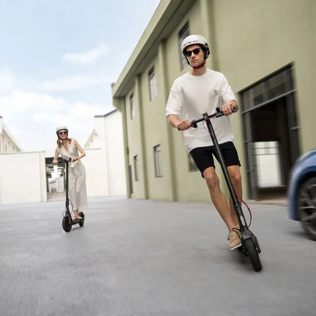 Electric Scooter Xiaomi 4 Eu, features sleek design and smooth ride, perfect for urban commuting.
