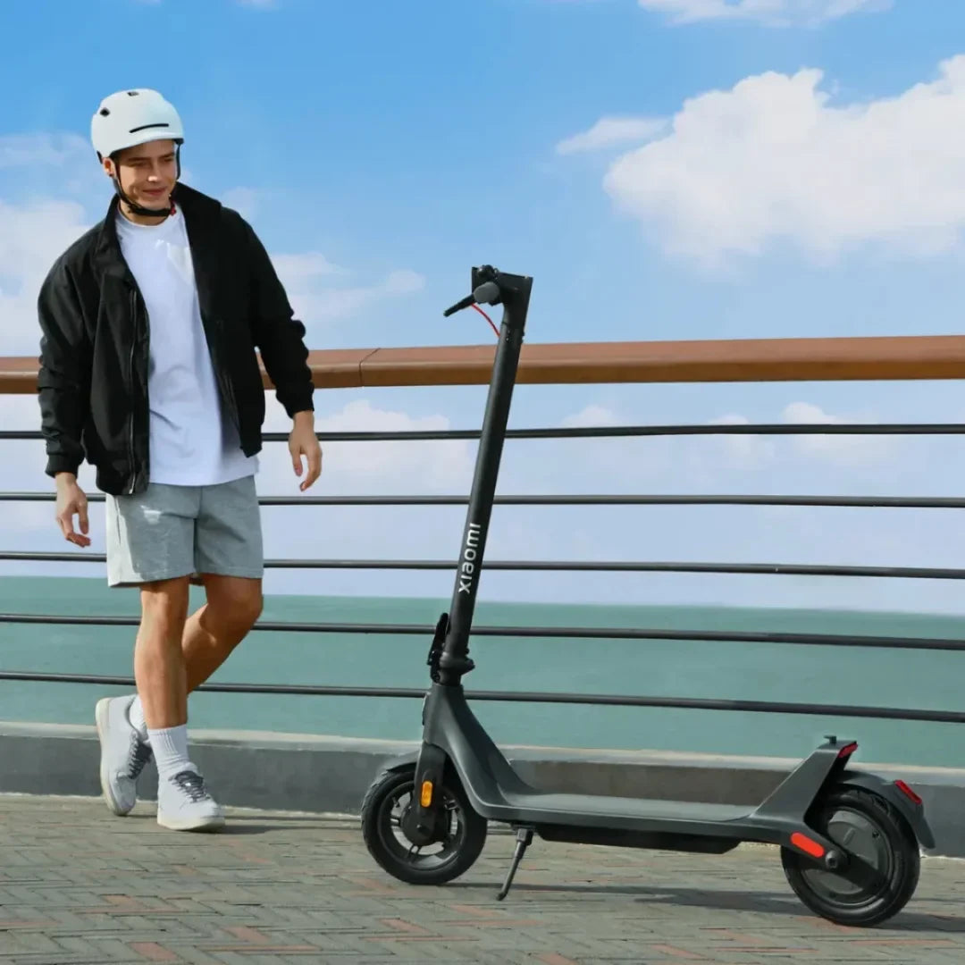 Electric Scooter Xiaomi 4 Lite 2nd Gen features a sleek design, ideal for eco-friendly urban commuting, and portability.