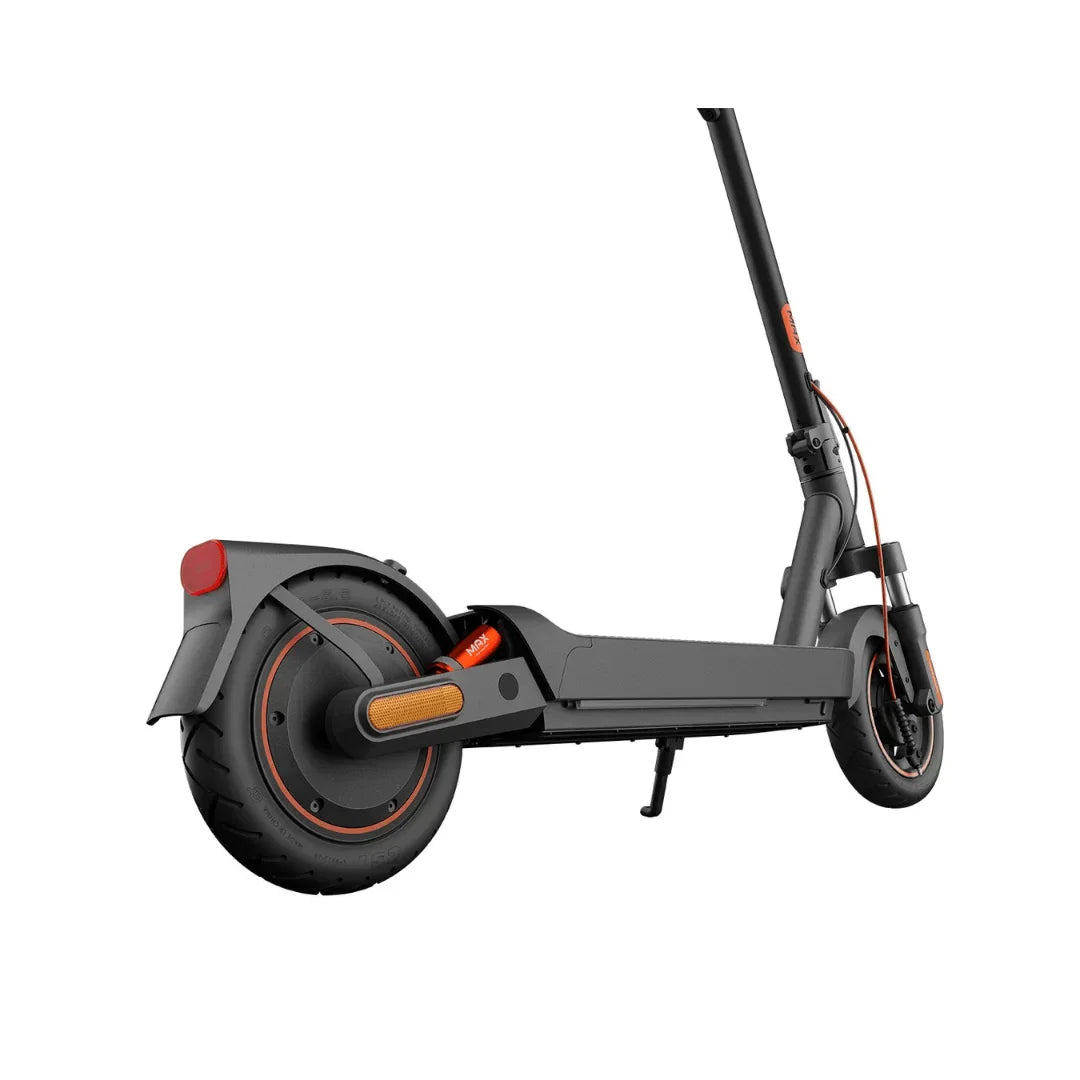 Electric scooter Xiaomi 5 MAX GL – rear three-quarter view
