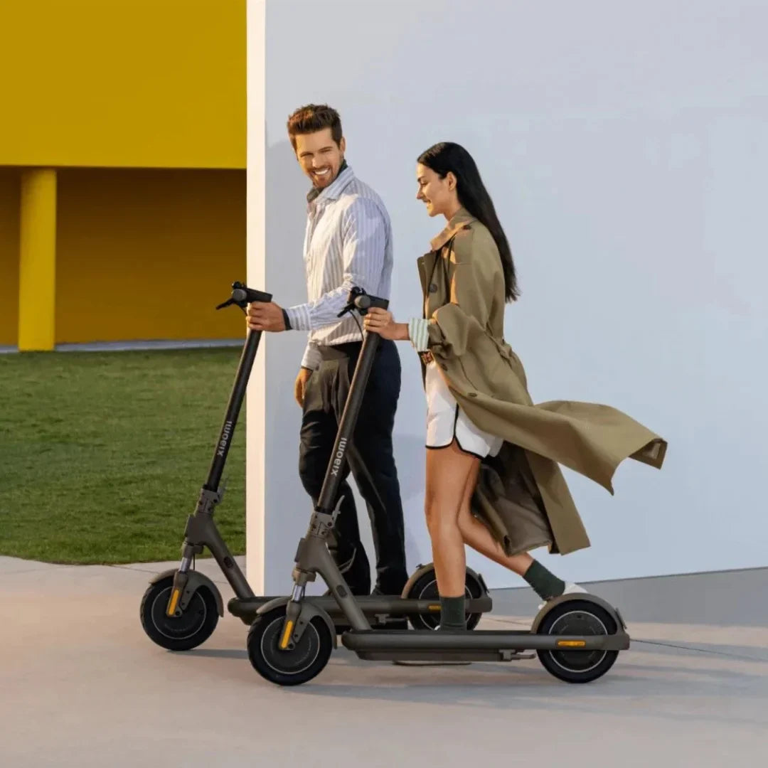 Electric Scooter Xiaomi 5 Max Gl, stylish design, lightweight frame, perfect for city commuting and leisure.