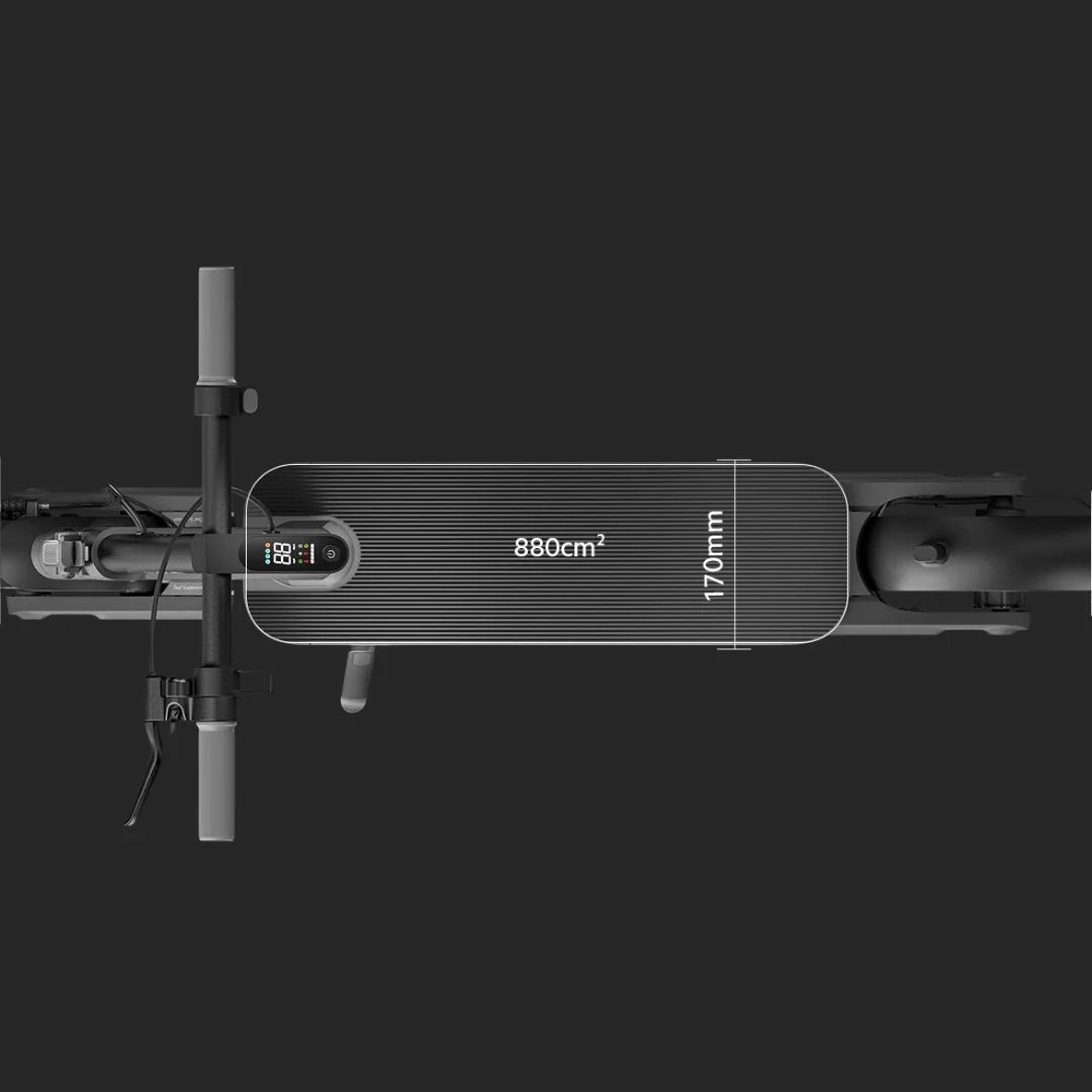 Električni romobil Xiaomi 4 ULTRA – pogled na gazište odozgo s dimenzijama