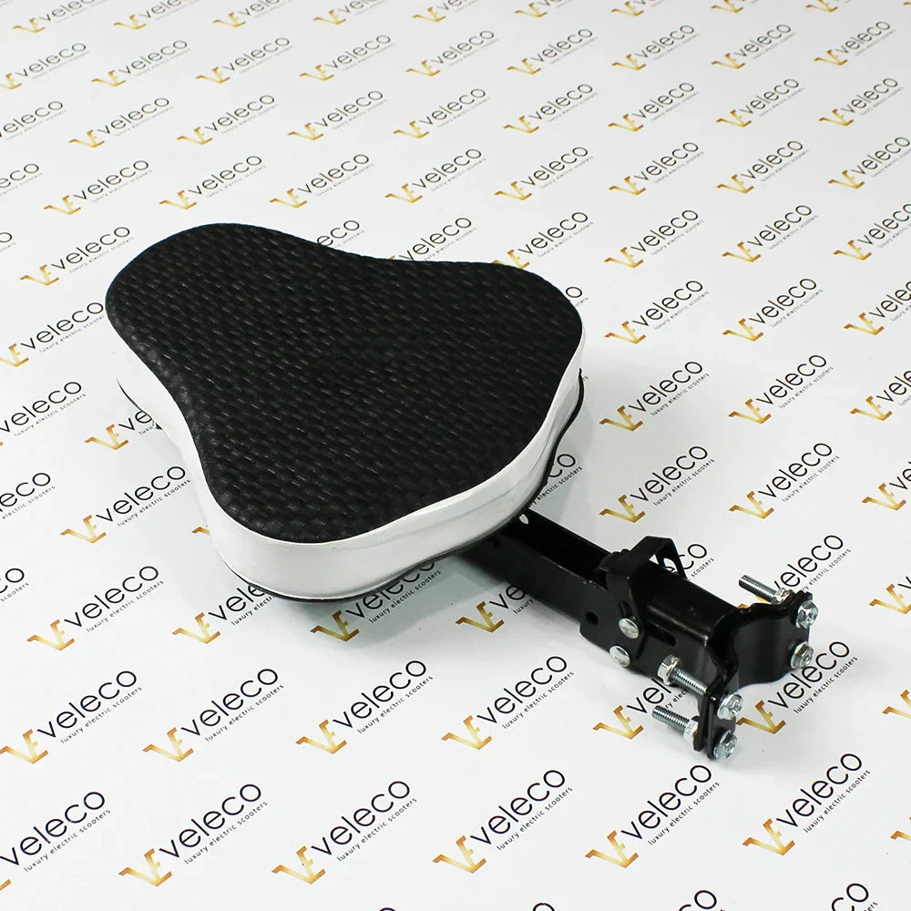 Child seat for Veleco ZT16 – black and white child seat