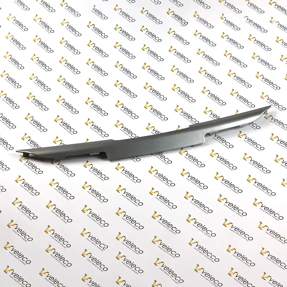 Decor for handlebars for Veleco Advena – long grey plastic trim piece