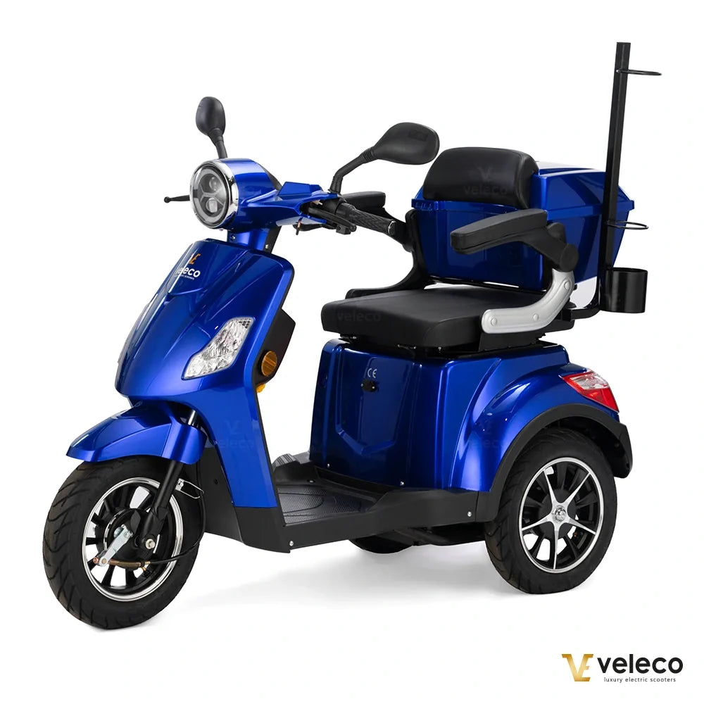 Veleco Draco – blue three-wheel scooter with rear storage box