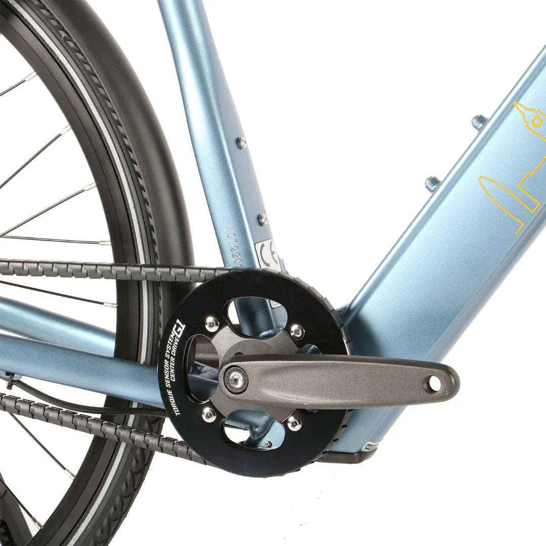 Electric Bike Metroneer London Eu700plus features a sleek blue frame and durable belt drive system.
