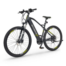 Električno kolo Ecobike Sx 5, elegantno sivo gorsko kolo z zelenimi poudarki in debelimi gumami.