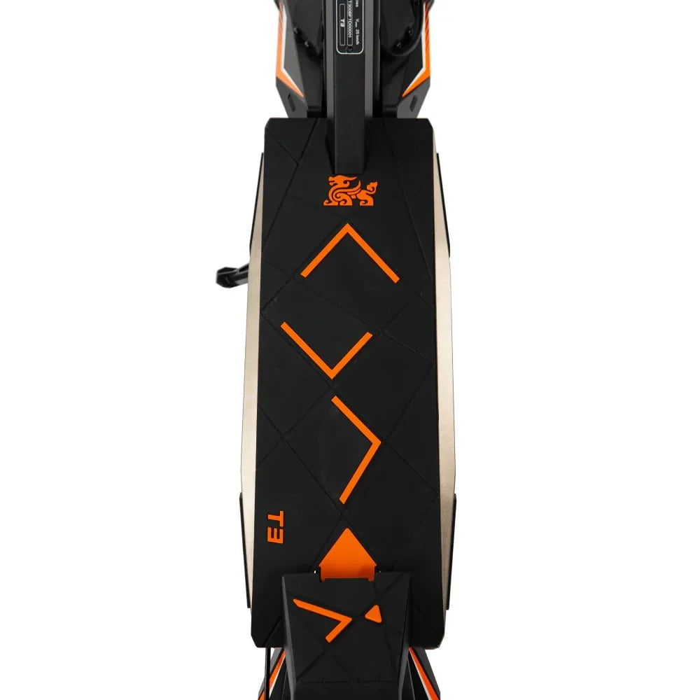 Electric scooter KuKirin T3 – top view of deck