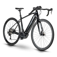Elektrofahrrad Raymon Gravelray E 7.0 – Dreiviertelansicht von vorne, schwarz
