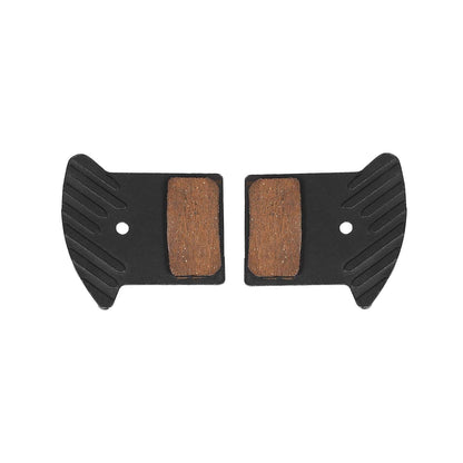 Pastillas de freno NUTT orgánicas con aletas de refrigeración – vista superior de dos pastillas